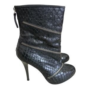 Giuseppe Zanotti Python Embossed Leather Stiletto Ankle Boots 37.5 Mob Wife Moto